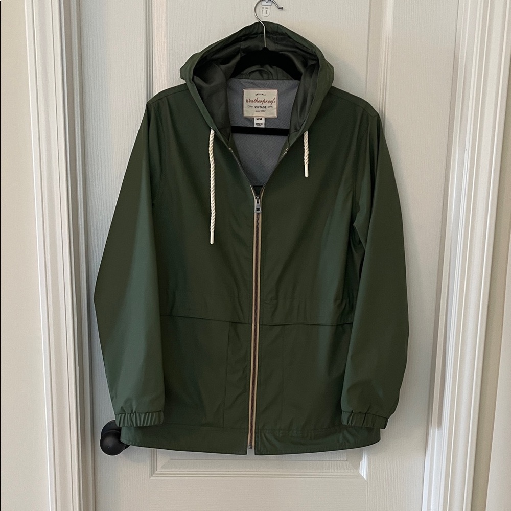 Weatherproof brand rain jacket - size Medium